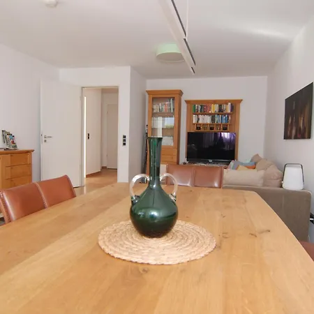 Kuen 1 Apartment *