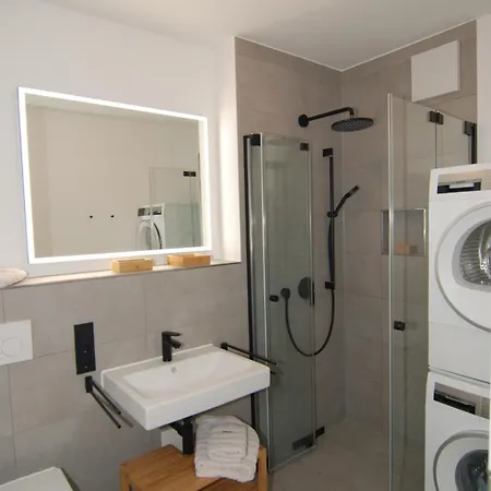 Kuen 1 Apartment *